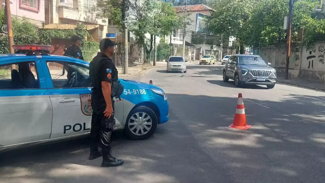 PM aposentado agride mulher, atira em policiais e é baleado na Baixada Fluminense
