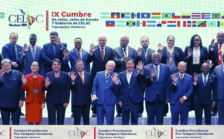 Sem unanimidade, declaração da Celac condena tarifaço de Trump