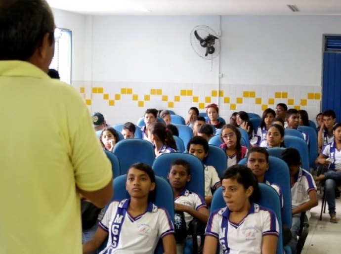 Dia de Prevenção e Enfrentamento ao Crack na rede estadual de ensino