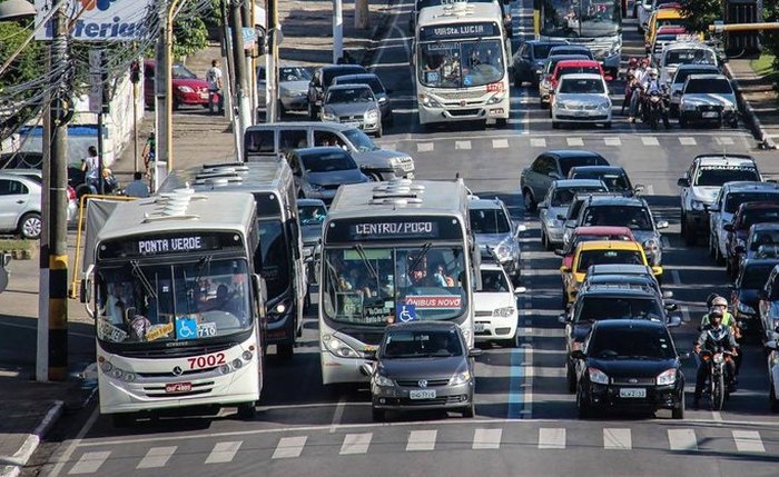 Tribunal de Contas suspende licitação do transporte público de Maceió
