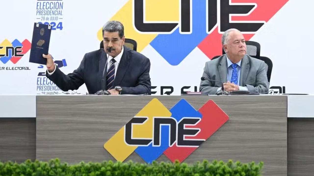 Alvo de investigação do MP, urna eletrônica venezuelana é considerada à prova de invasões
