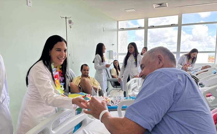 Hospital do Coração Alagoano promove ação sobre a importância da hidratação para pacientes cardíacos