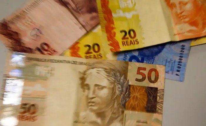 Salário de outubro dos servidores de AL; veja a data prevista do pagamento Salário de outubro dos servidores de AL; veja a data prevista do pagamento