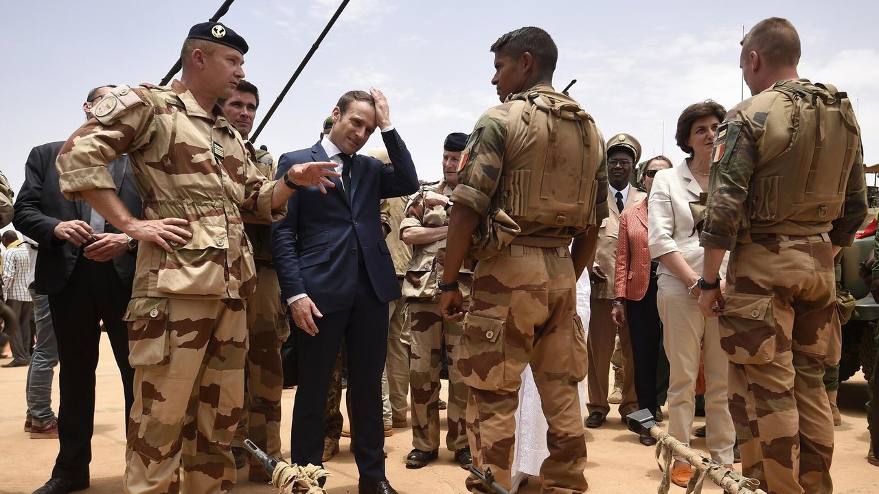 França pode se tornar a espinha dorsal militar da UE se os EUA deixarem a OTAN, diz especialista