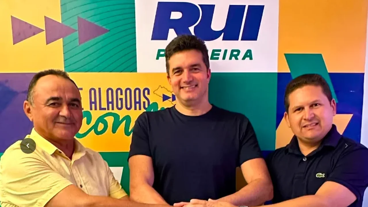 Rui Palmeira amplia base política no sertão com apoio de lideranças de Piranhas