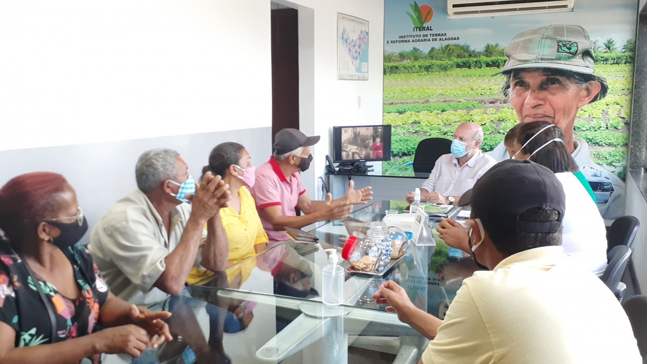 Agricultores solicitam apoio do Iteral para permanecer em área rural