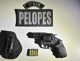 PM prende suspeito de tentativa de feminicídio e apreende arma em Limoeiro de Anadia