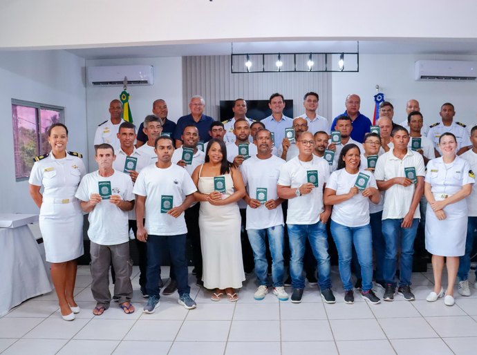 Pescadores de Coruripe finalizam Curso de Aquaviário e conquistam regularização profissional