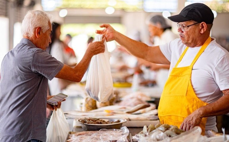 Confira os horários de funcionamento de feiras e mercados públicos no fim de ano