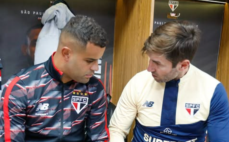 Kuberas diz não buscar desculpas por falta de gols no São Paulo, mas cita atacantes lesionados