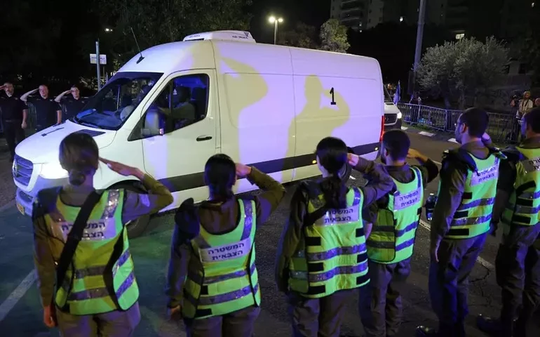 Corpo restituído pelo Hamas não é de refém israelense