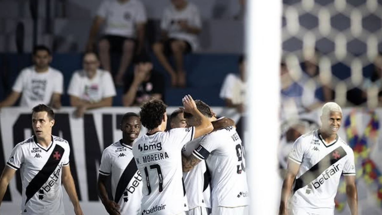 Vasco x Juventude: onde assistir ao vivo e prováveis escalações para o duelo deste sábado