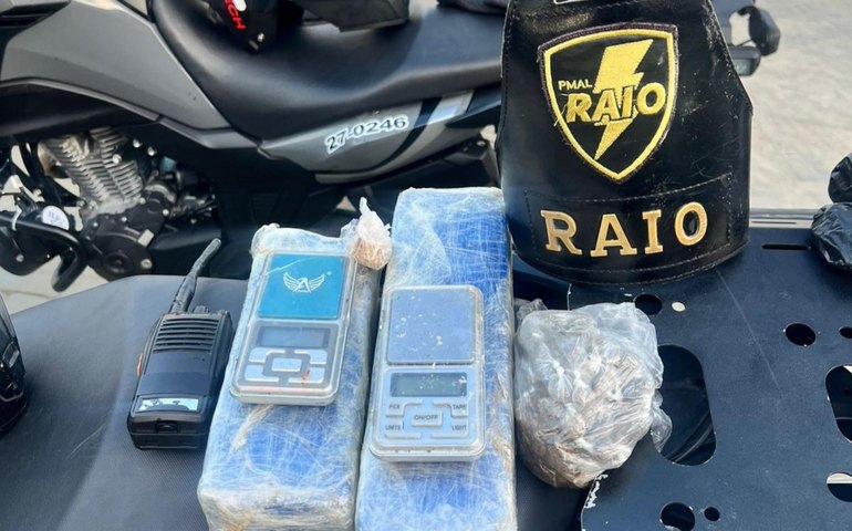 Polícia Militar detém suspeito de tráfico com drogas e equipamentos na Levada