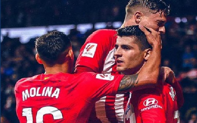 Atlético de Madrid derrota Alavés e assume a terceira colocação no Campeonato Espanhol