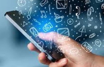 Projeto prevê R$ 10 mensais de crédito de celular para famílias de baixa renda 