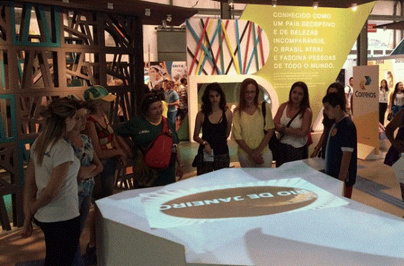 Exposição revela os principais momentos da Tocha Olímpica no Brasil