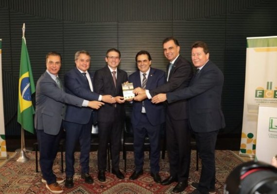 CACB participa de lançamento da agenda prioritária legislativa da Frente parlamentar