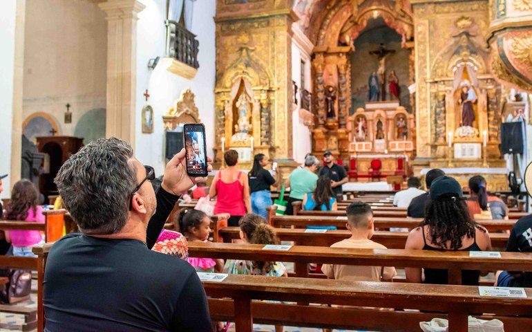 Parceria entre poder público e empresas atrai mais turistas para Penedo