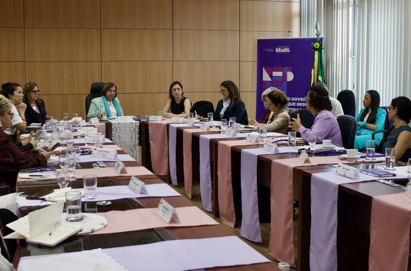 Governo federal quer apoio de times de futebol contra feminicídio