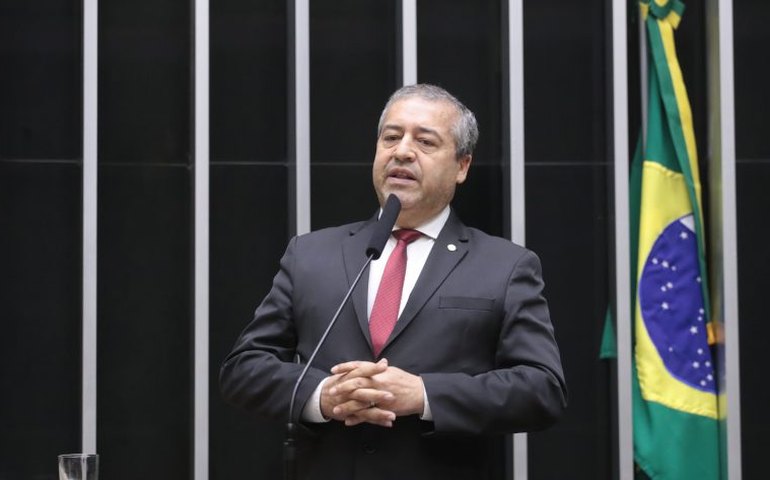 Proposta estabelece normas gerais para a administração pública