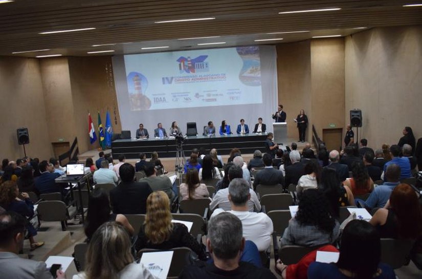 TCE/AL sedia Congresso Alagoano de Direito Administrativo