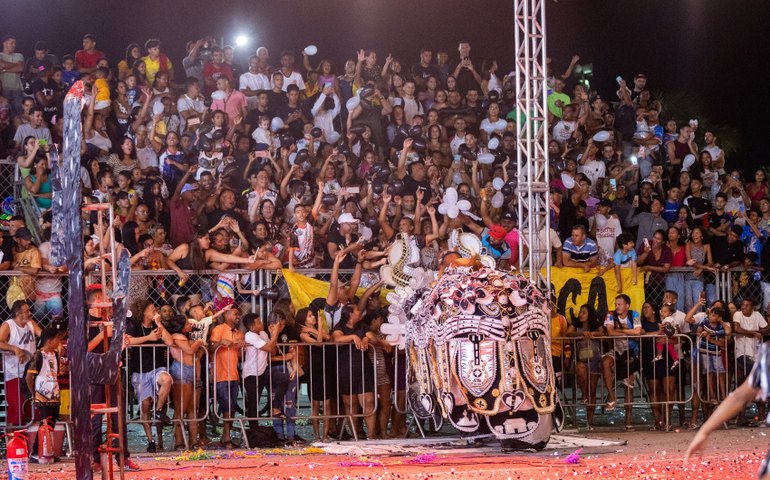 Primeira noite do Festival Bumba Meu Boi lota arena no Jaraguá