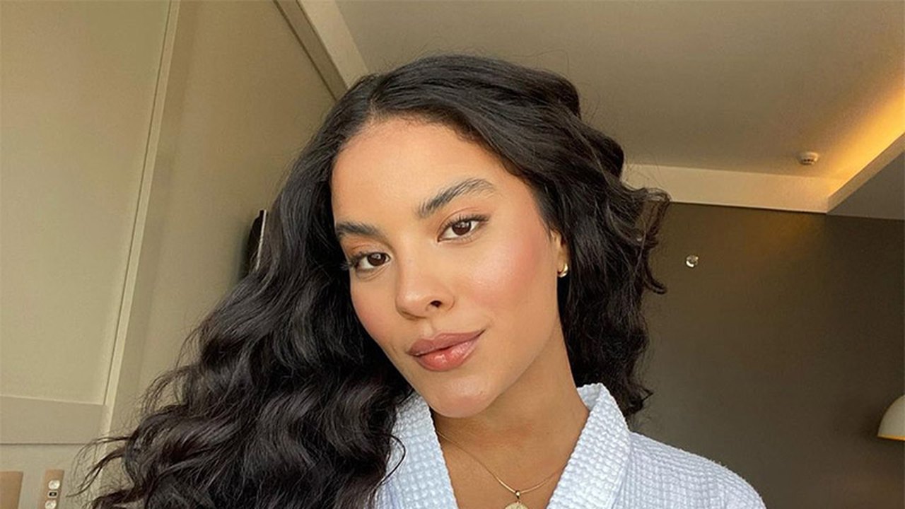 ‘Trabalho para ser dona do meu caminho', diz Bella Campos