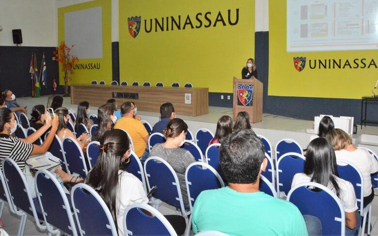 Sesau conclui capacitação de municípios para vacinação de crianças de 5 a 11 anos