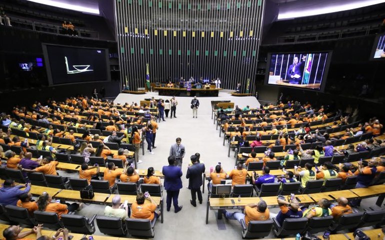 Motta cria comissão especial para debater ampliação dos direitos dos agentes de saúde