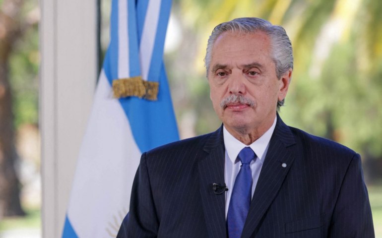 Ex-primeira dama da Argentina acusa Alberto Fernández em tribunal de ter obrigado ela a abortar filho indesejado