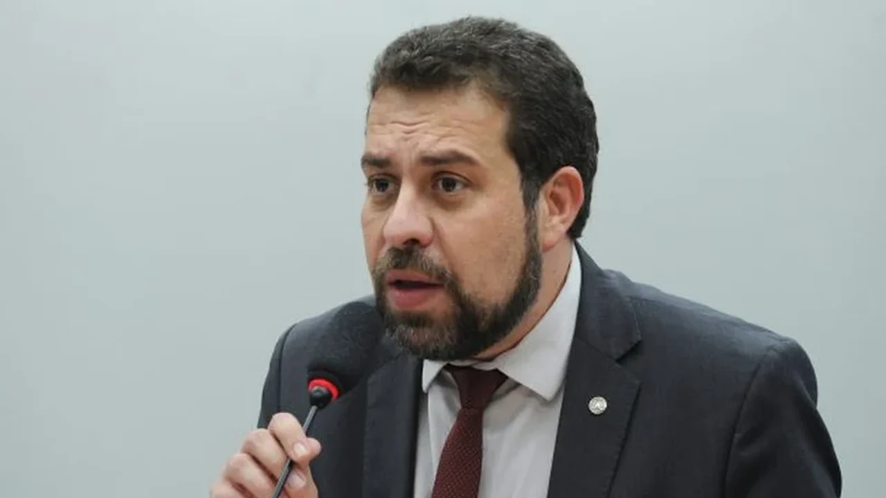 'Governo na rua', relação com movimentos sociais e trabalho por aplicativo: as missões dadas a Boulos como ministro de Lula
