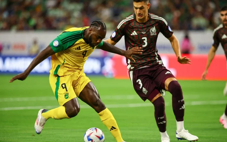 México sofre, mas bate Jamaica na estreia do Grupo B da Copa América; Venezuela vence Equador