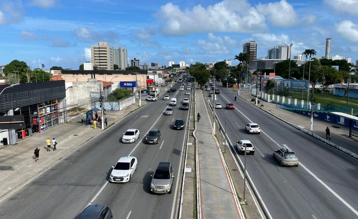 Avenida Fernandes Lima é uma das vias com maior número de registro de acidentes em Maceió