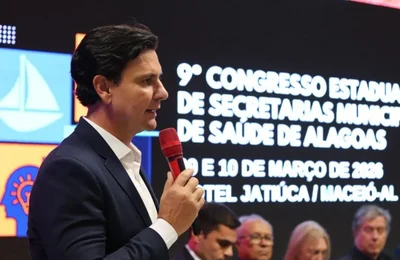 AMA reforça protagonismo dos municípios na saúde durante abertura do 9º Congresso do Cosems-AL