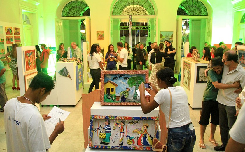 Museu Palácio Floriano Peixoto abre exposição de Lula Nogueira