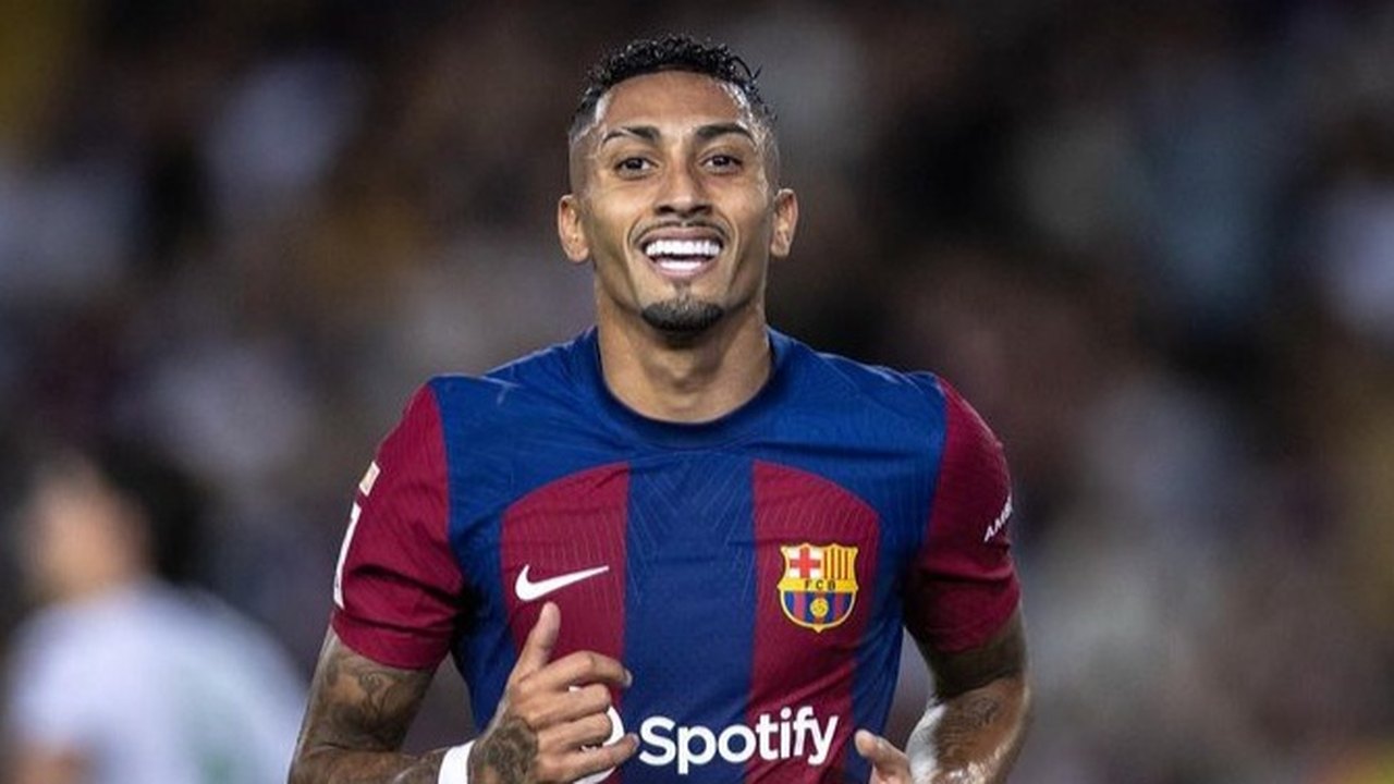 Com gol e assistência de Raphinha, Barcelona bate o Barbastro, da 4ª divisão, na Copa do Rei