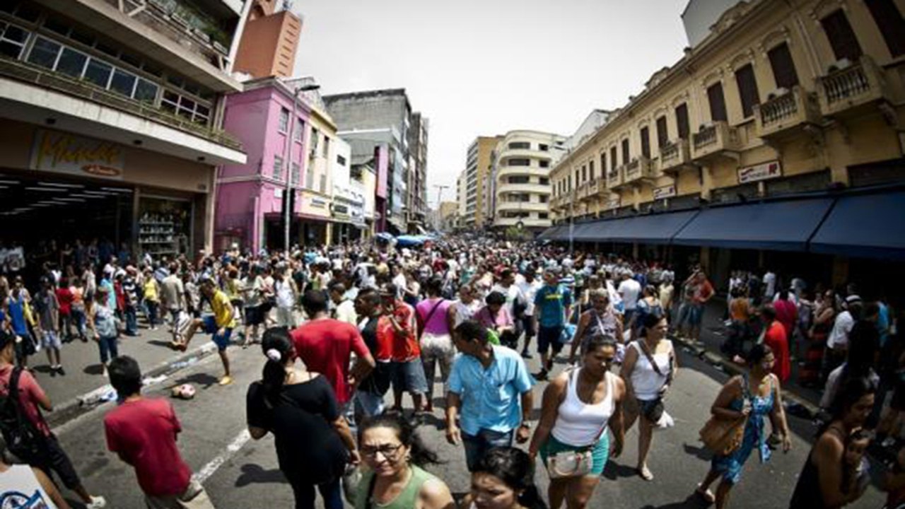 Pessoas desocupadas ou subocupadas chegam a 16,4 milhões no Brasil