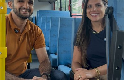 Novo Lino recebe dois novos ônibus escolares e prefeita Marcela Gomes reforça compromisso com a educação