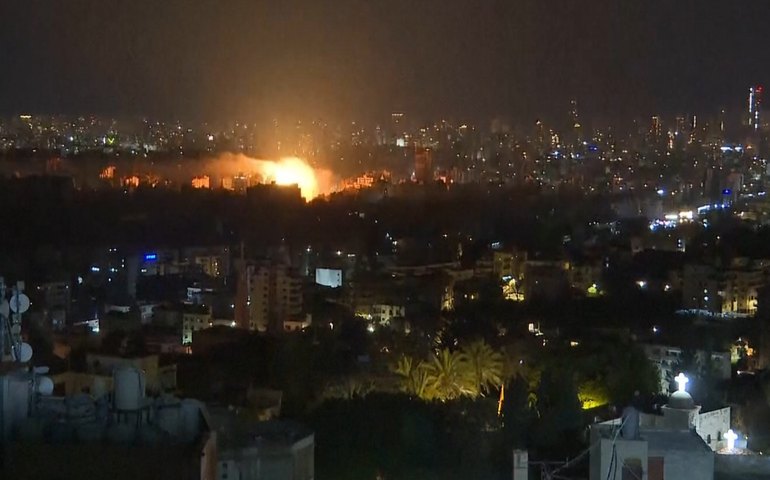 Ataque com drone provoca incêndio em instalações petrolíferas nos Emirados Árabes Unidos