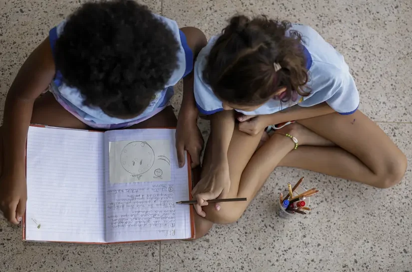 Analfabetismo de pessoas com deficiência é 4 vezes maior