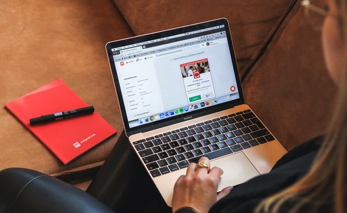 Estudo feito por consultoria identificou que, a cada quatro pessoas, três já foram vítimas de falsos anúncios de emprego