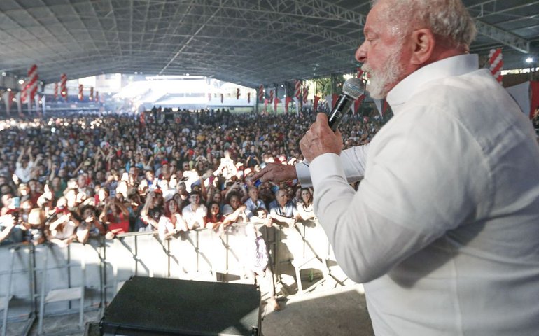 Lula diz que venceu a eleição, mas não derrotou o bolsonarismo: 'Os malucos estão na rua'