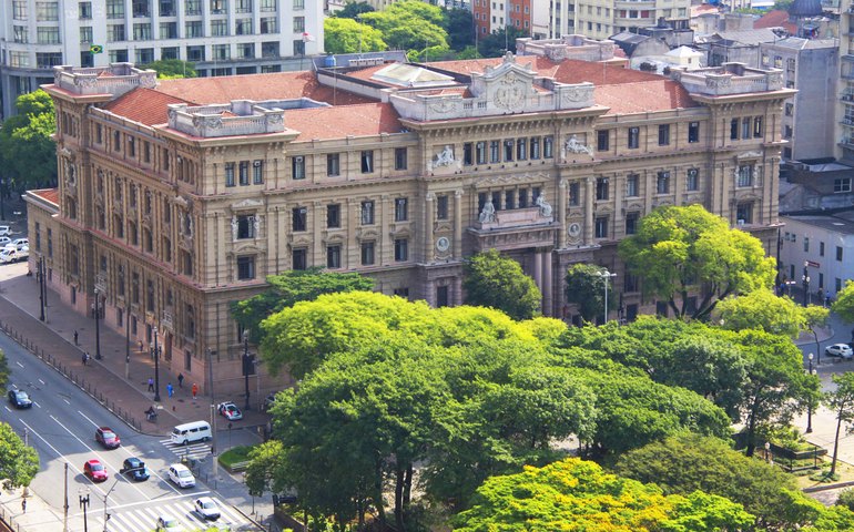 Justiça decreta perda de bens de espólio de ex-prefeito que fez 'escandalosa fortuna'