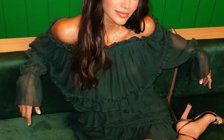 Festa de Bruna Marquezine movimenta a ilha Fiscal e atrai elenco de famosos