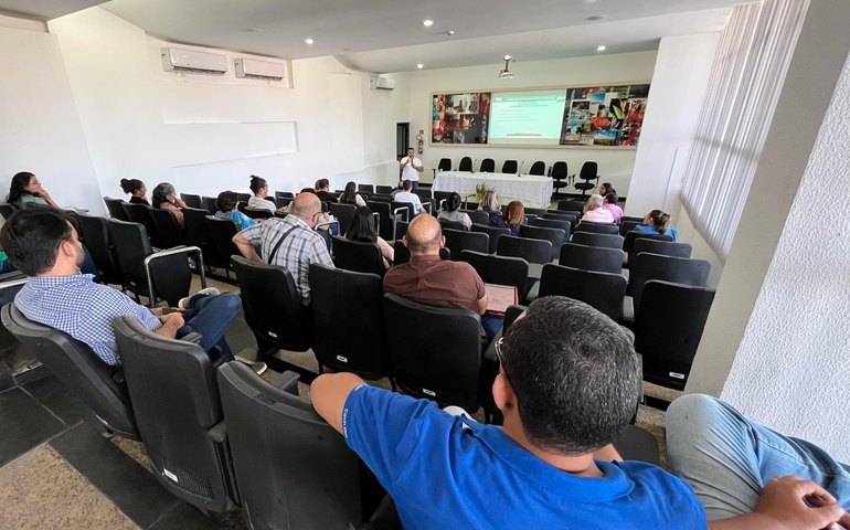 IMA/AL participa de oficina sobre gestão sustentável de praias em Maceió