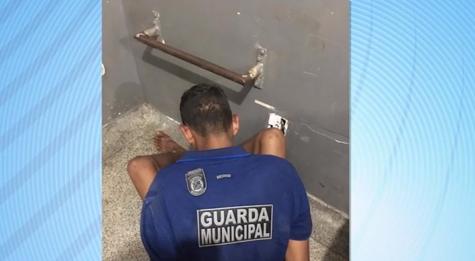 Homem foi preso pela Guarda Municipal de Aracaju no Centro da capital. / Foto: Imagem: Reprodução/TV Atalaia
