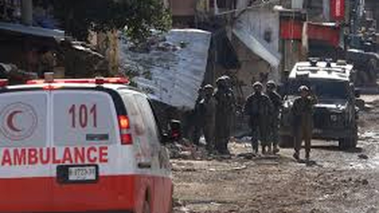 Crescente Vermelho anuncia nascimento de primeiro bebê palestino em maternidade reaberta em Khan Younis