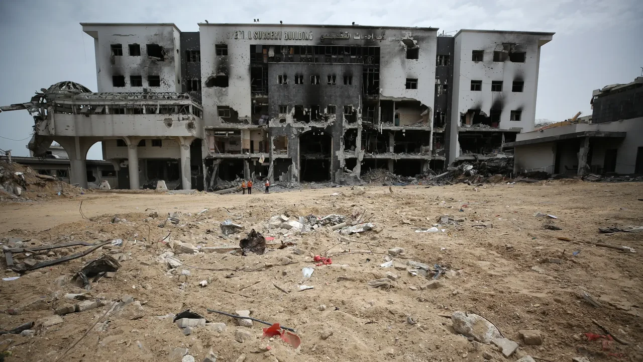 Ministério da Saúde de Gaza encontra 80 cadáveres em valas comuns descobertas