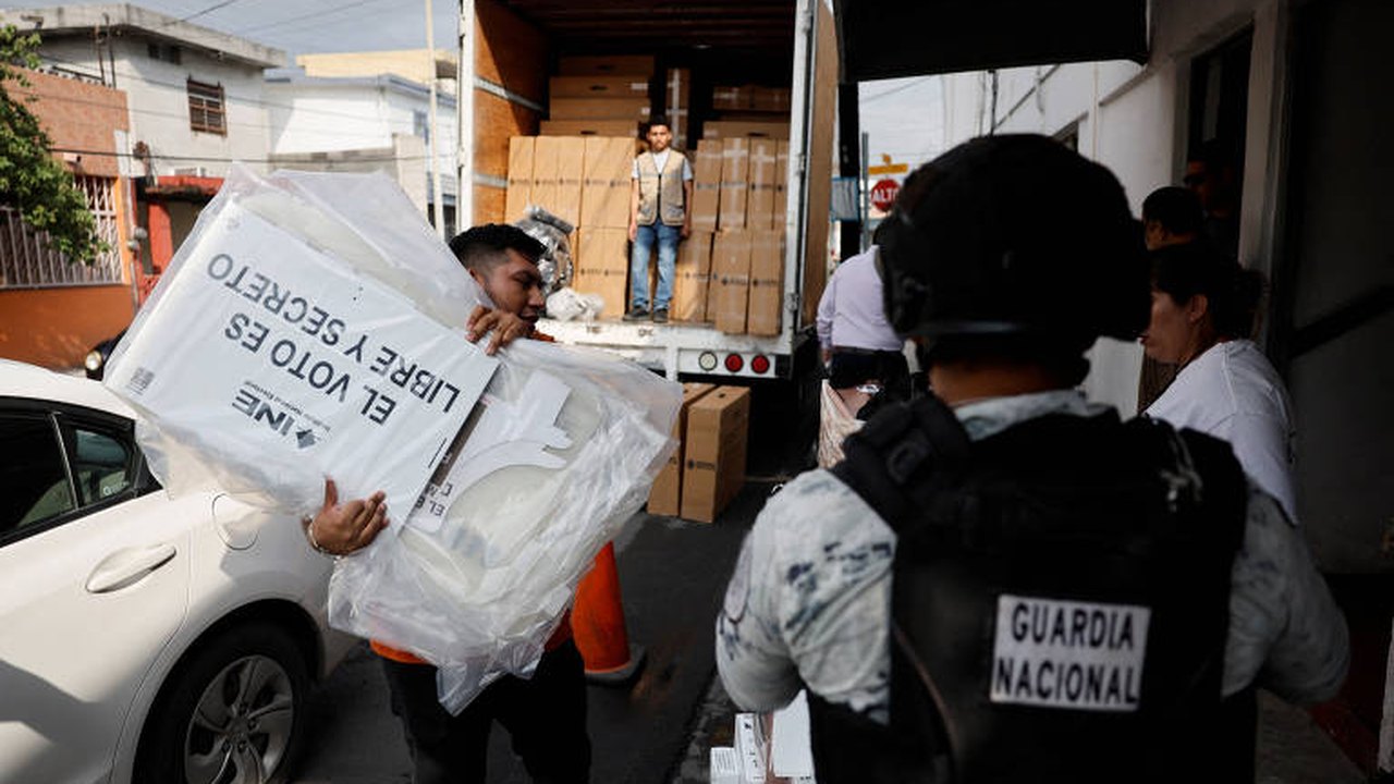 No México, mais de 95% das cabines foram instaladas, diz órgão eleitoral