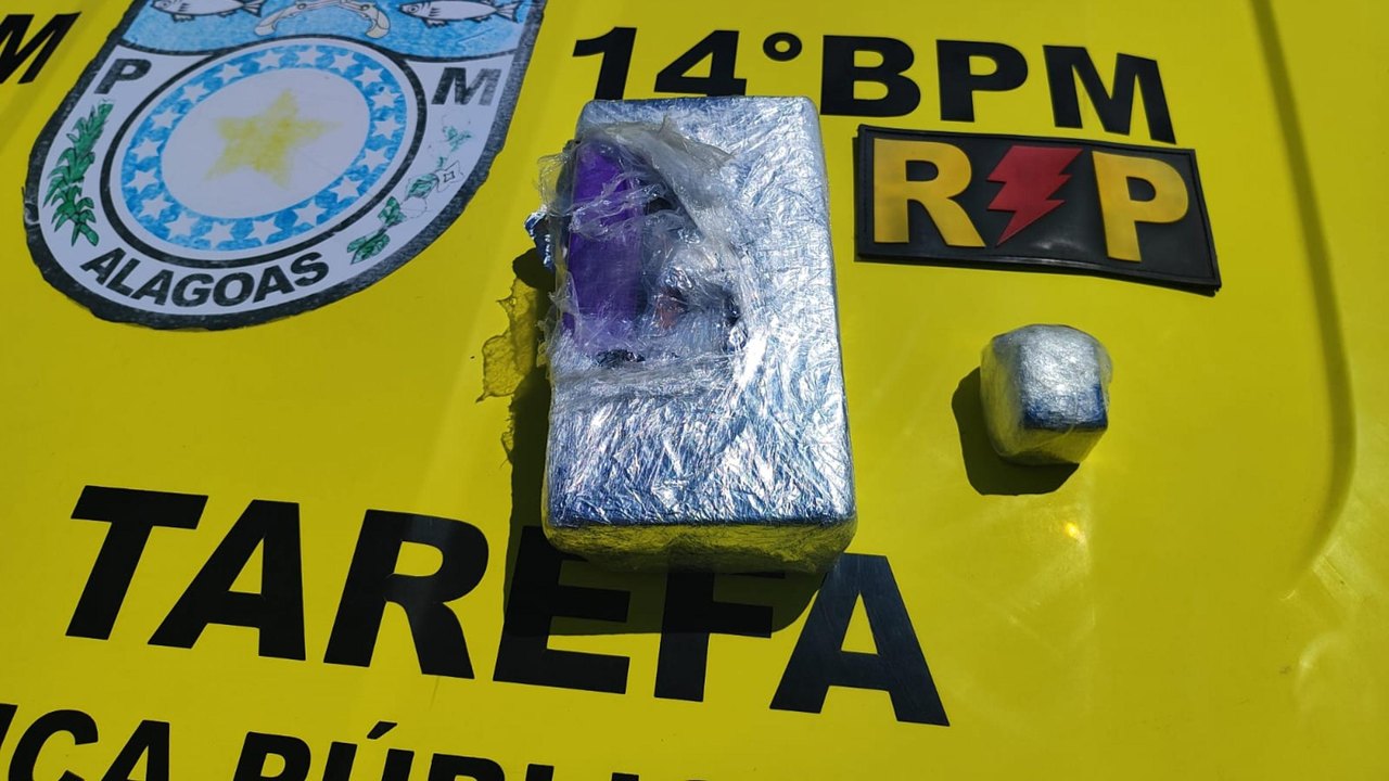 Polícia Militar intercepta e prende suspeito de tráfico de drogas em Joaquim Gomes